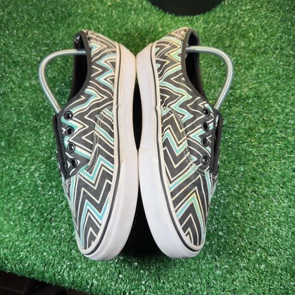 VANS OFF THE WALL - - Picture 6 of 9